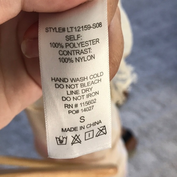 Akira Chicago beige lace kimono, Size S - Picture 4 of 5